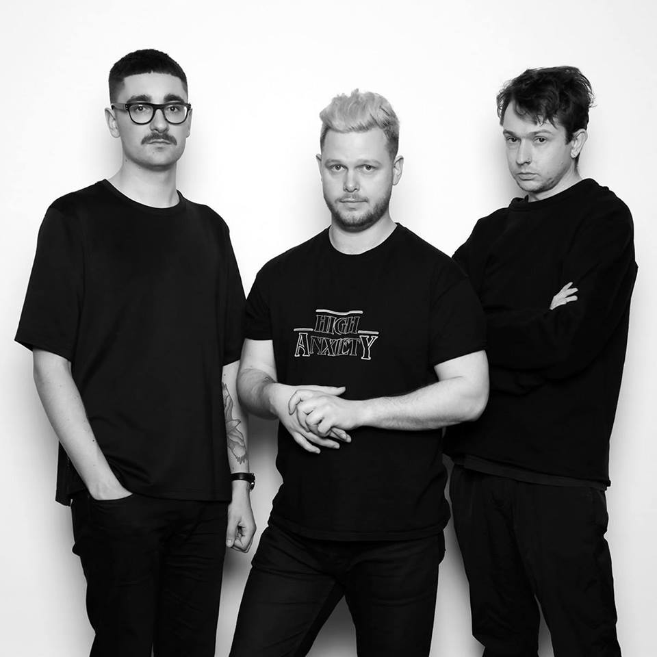 Alt J