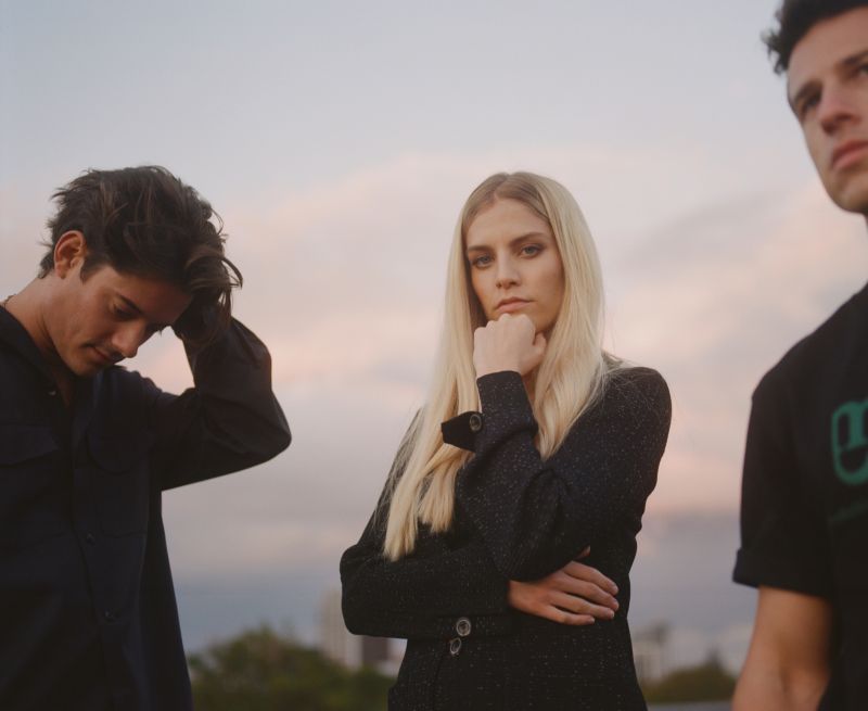 LONDON GRAMMAR