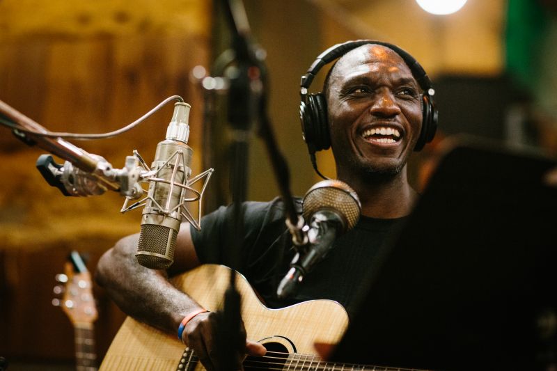 Cedric Burnside 