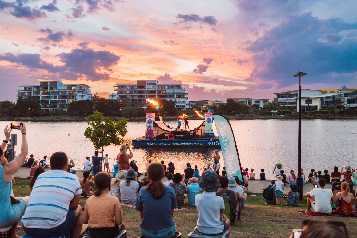 Buskers By The Lake