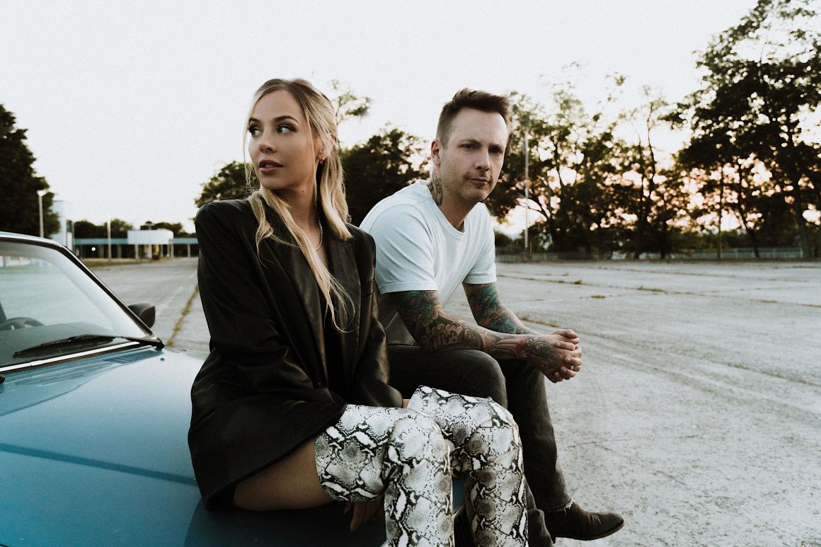 Dallas Smith, MacKenzie Porter