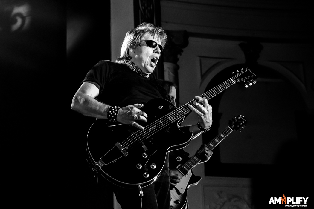 GEORGE THOROGOOD AND THE DESTROYERS