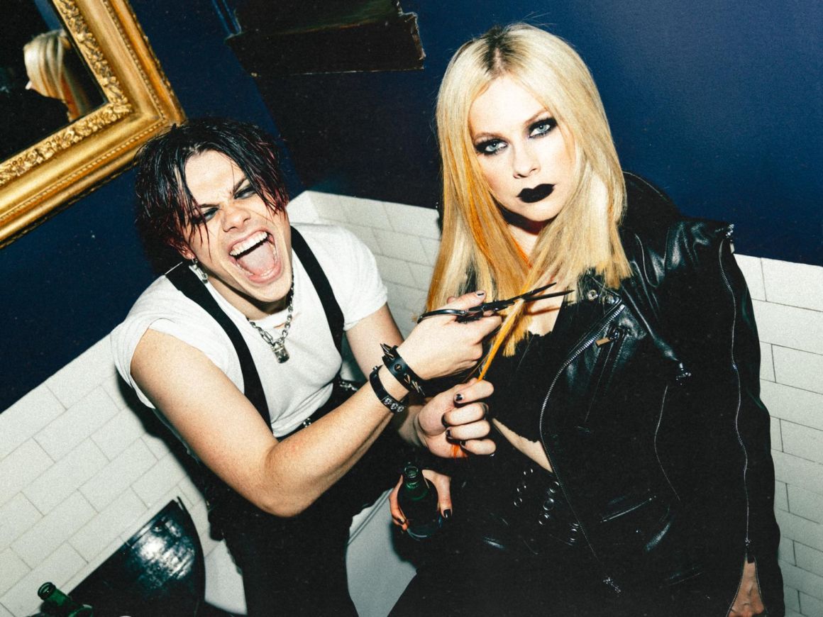 YUNGBLUD, AVRIL LAVIGNE