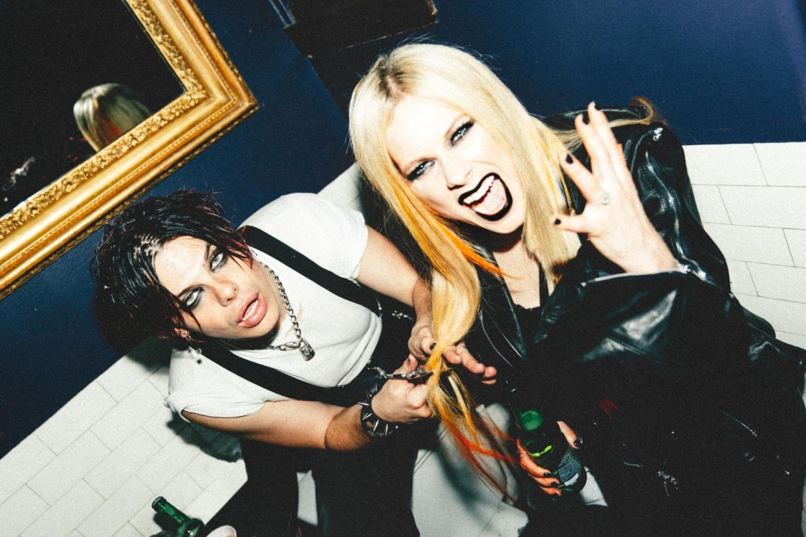 YUNGBLUD, AVRIL LAVIGNE