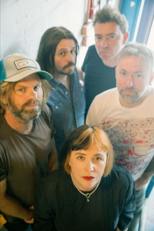 SLOWDIVE