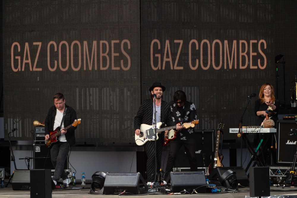 Gaz Coombes