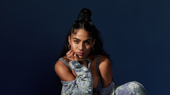 JESSIE REYEZ 