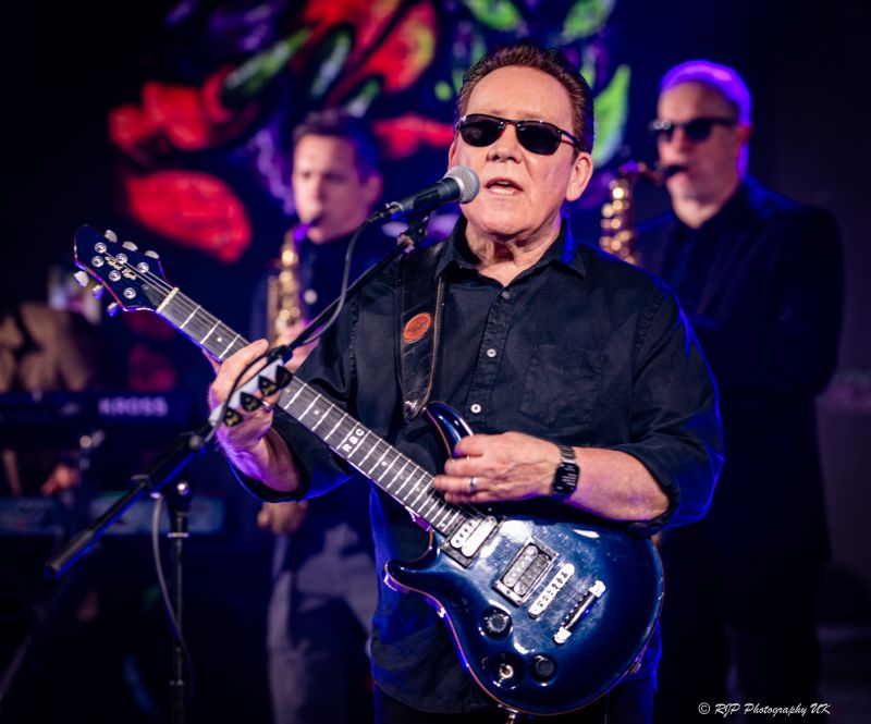 UB40