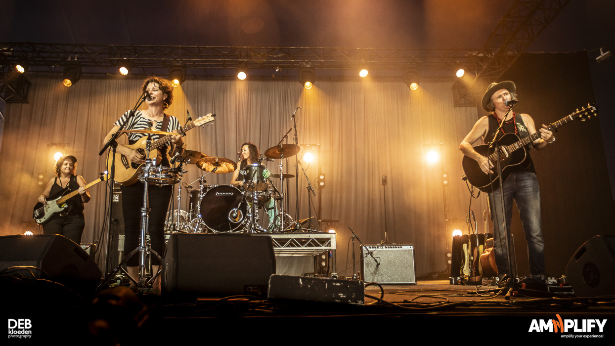 Hussy Hicks Hussy Hicks