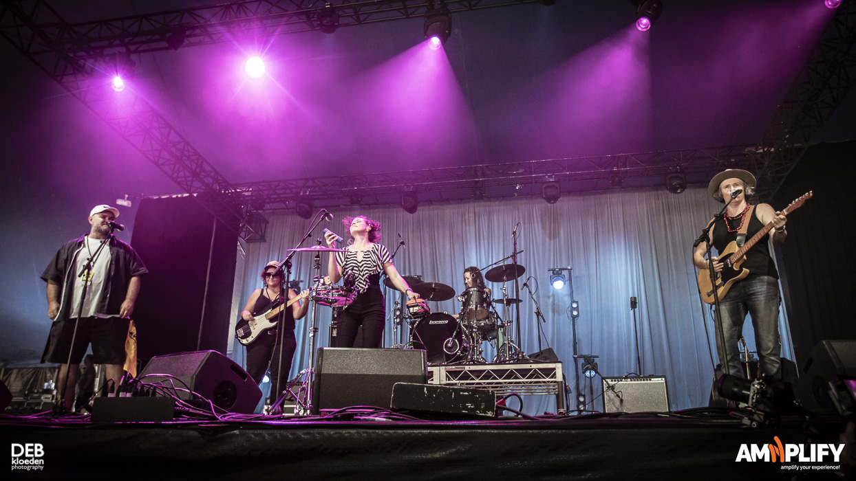 Hussy Hicks Hussy Hicks