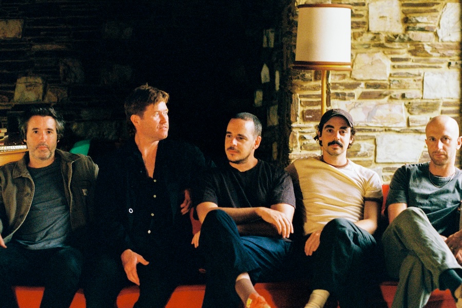 ROLLING BLACKOUTS COASTAL FEVER