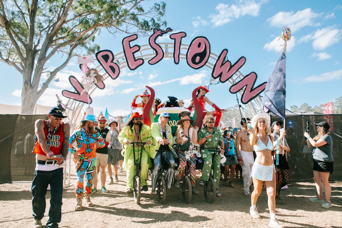 Party In The Paddock