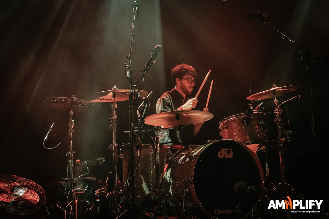 NOTHING BUT THIEVES NOTHING BUT THIEVES