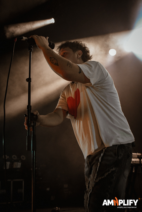 NOTHING BUT THIEVES NOTHING BUT THIEVES