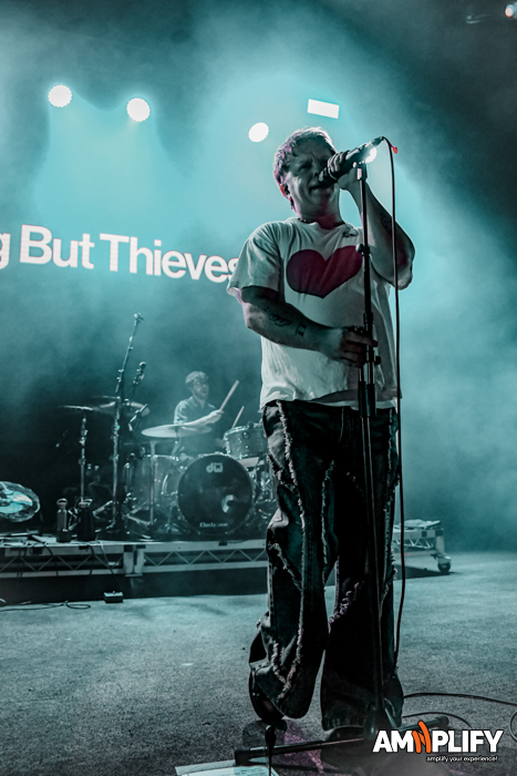 NOTHING BUT THIEVES NOTHING BUT THIEVES